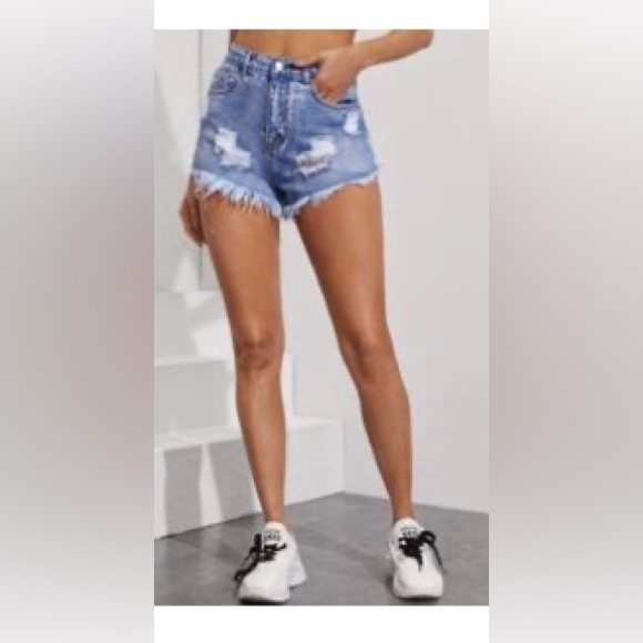 SHEIN HI-RISE SHORTS - Picture 4 of 6